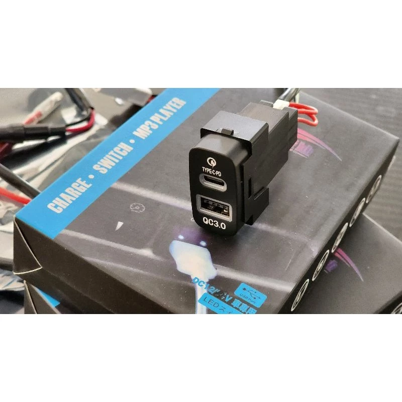 Latest Product Fast Charge 3.0 QC USB TYPE-C Port Mitsubishi Lancer Proton Inspira Evo10 Hi-Quality